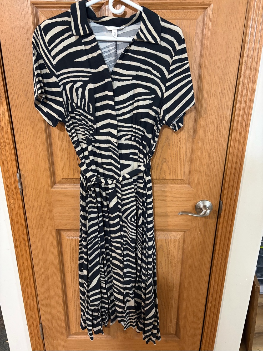 H&M Black and Cream Zebra Print Midi Shirt Dress